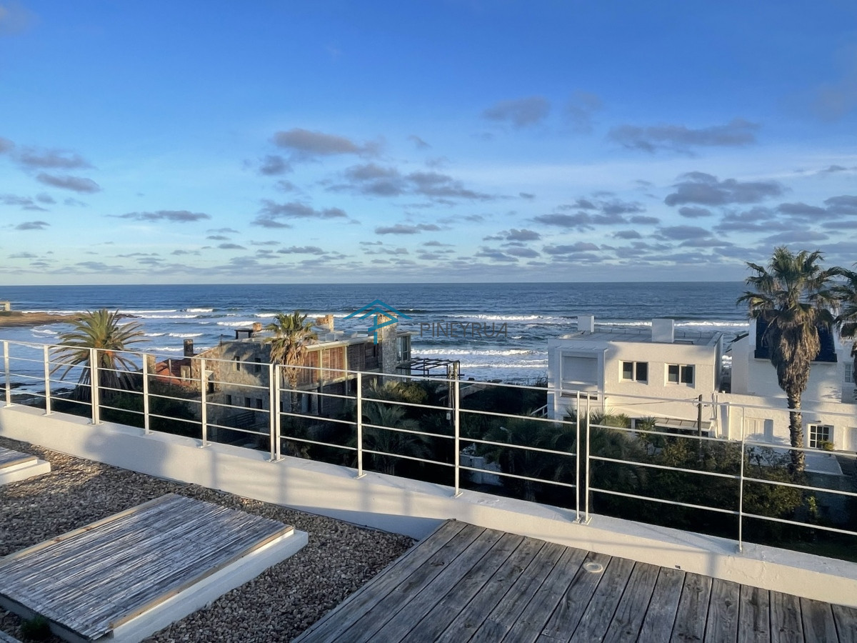 Casa ID.193 - EN VENTA EXCELENTE PROPIEDAD EN LA POSTA DEL CANGREJO 3 DORMITORIOS
