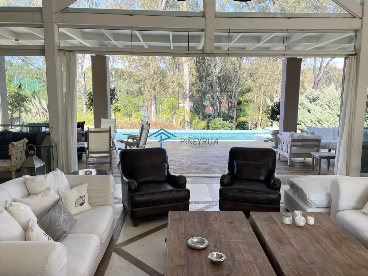 Casa ID.212 - ESPECTACULAR PROPIEDAD EN VENTA EN EL CLUB DE LA BARRA 