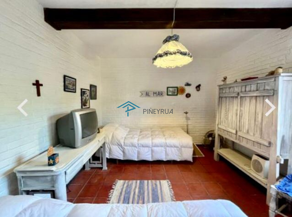 CASA EN VENTA A POCOS METROS DE LA PLAYA DE LA DESEMBOCADURA