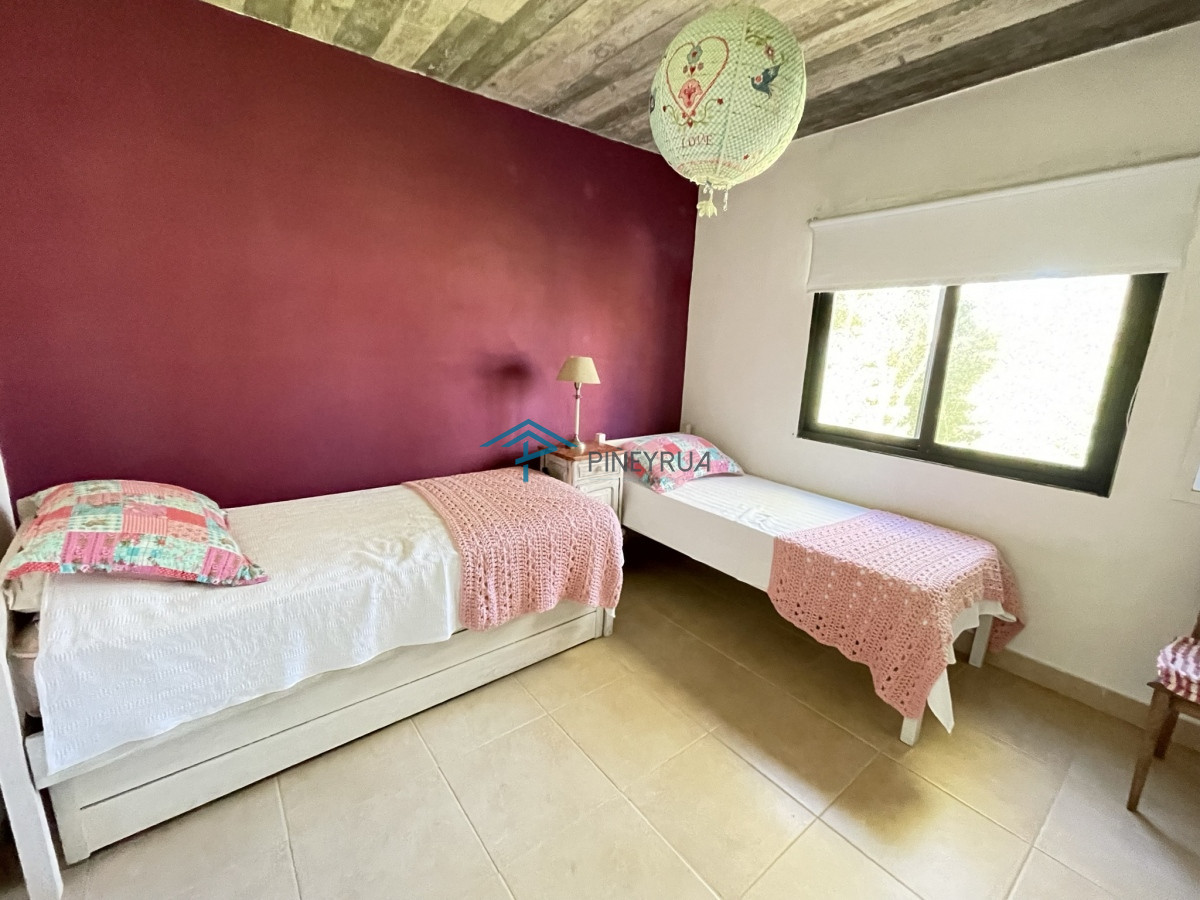 Casa ID.311 - CASA EN VENTA EN BARRIO CERRADO LAGUNA BLANCA 7 DOTMITORIOS