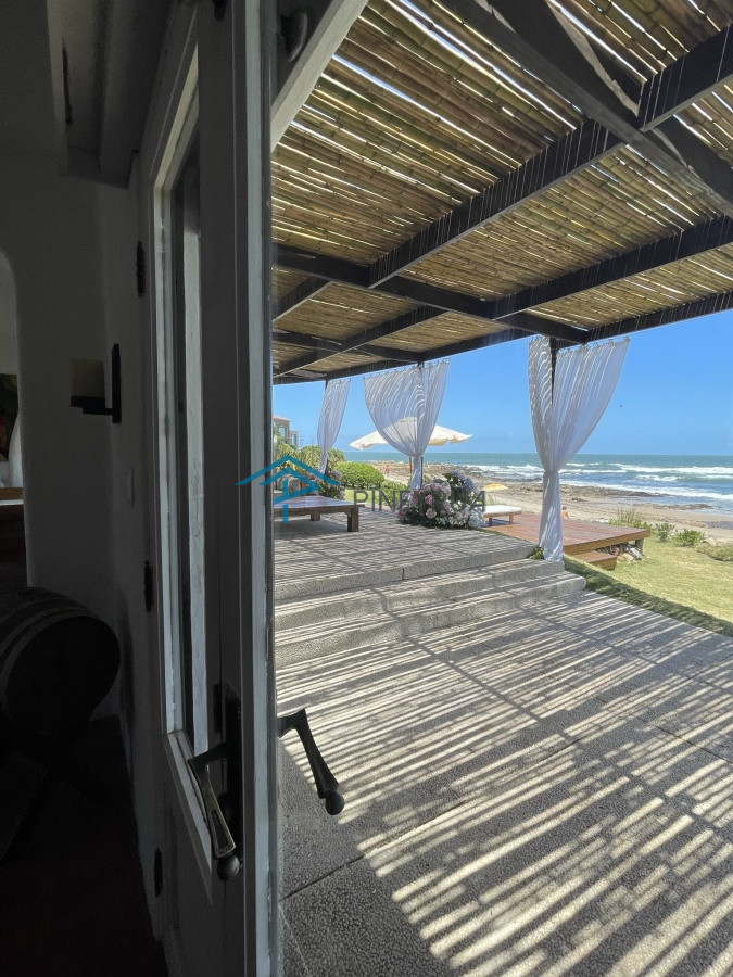 Casa ID.78 - CASA EN ALQUILER EN PRIMERA LINEA EN LA POSTA DEL CANGREJO 6 DORM.