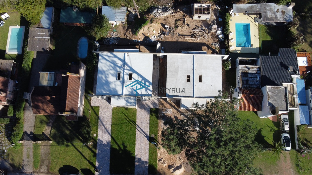 Casa ID.206 - CASA EN PROPIEDAD HORIZONTAL A ESTRENAR EN PINARES 2 DORM (CASA 2)