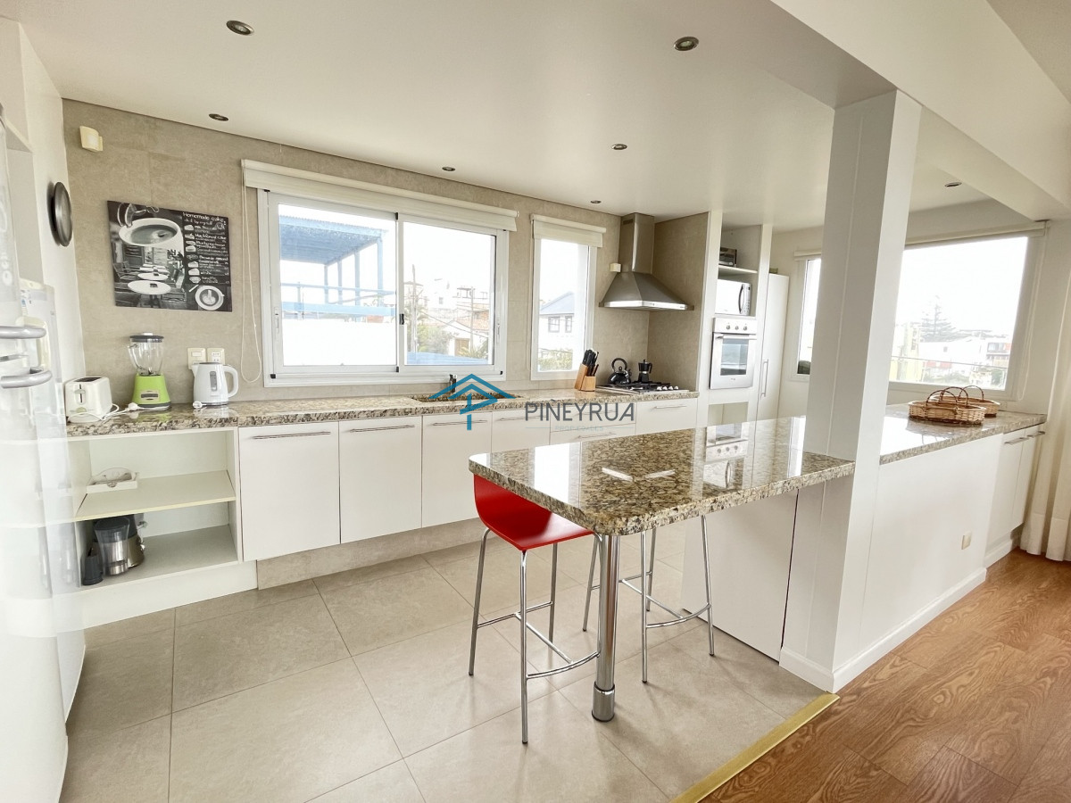 Casa ID.193 - EN VENTA EXCELENTE PROPIEDAD EN LA POSTA DEL CANGREJO 3 DORMITORIOS