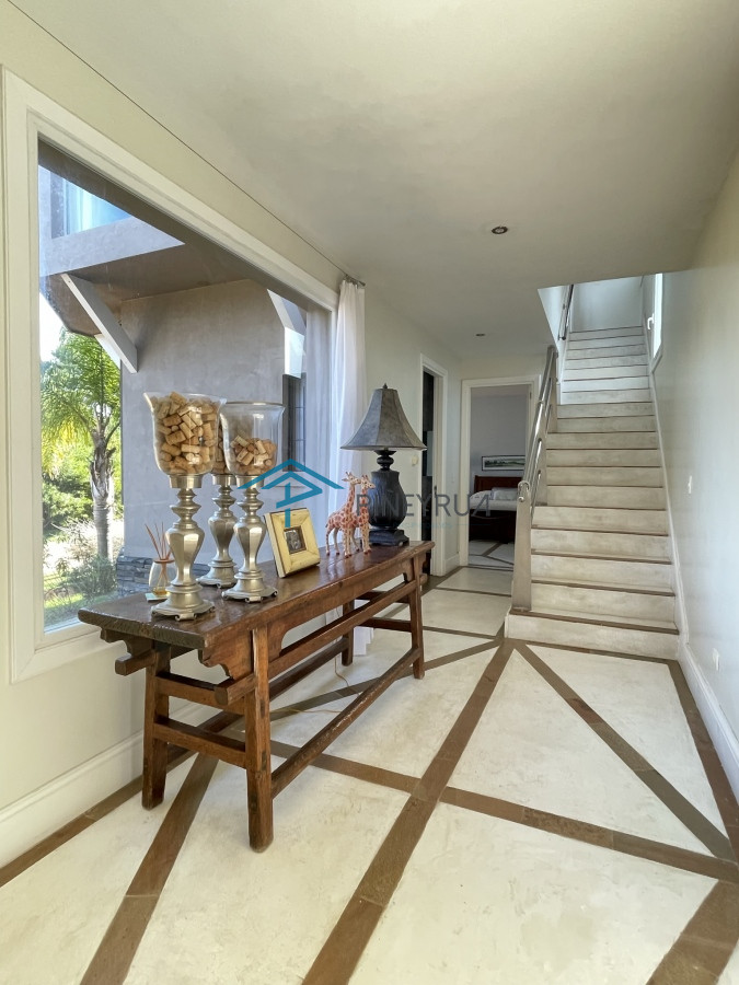 Casa ID.212 - ESPECTACULAR PROPIEDAD EN VENTA EN EL CLUB DE LA BARRA 
