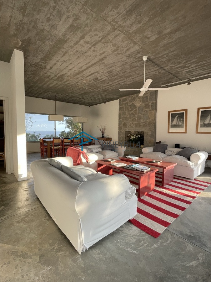 Casa ID.69 - CASA CON VISTA AL MAR EN VENTA EN EL CHORRO 4 DORMITORIOS