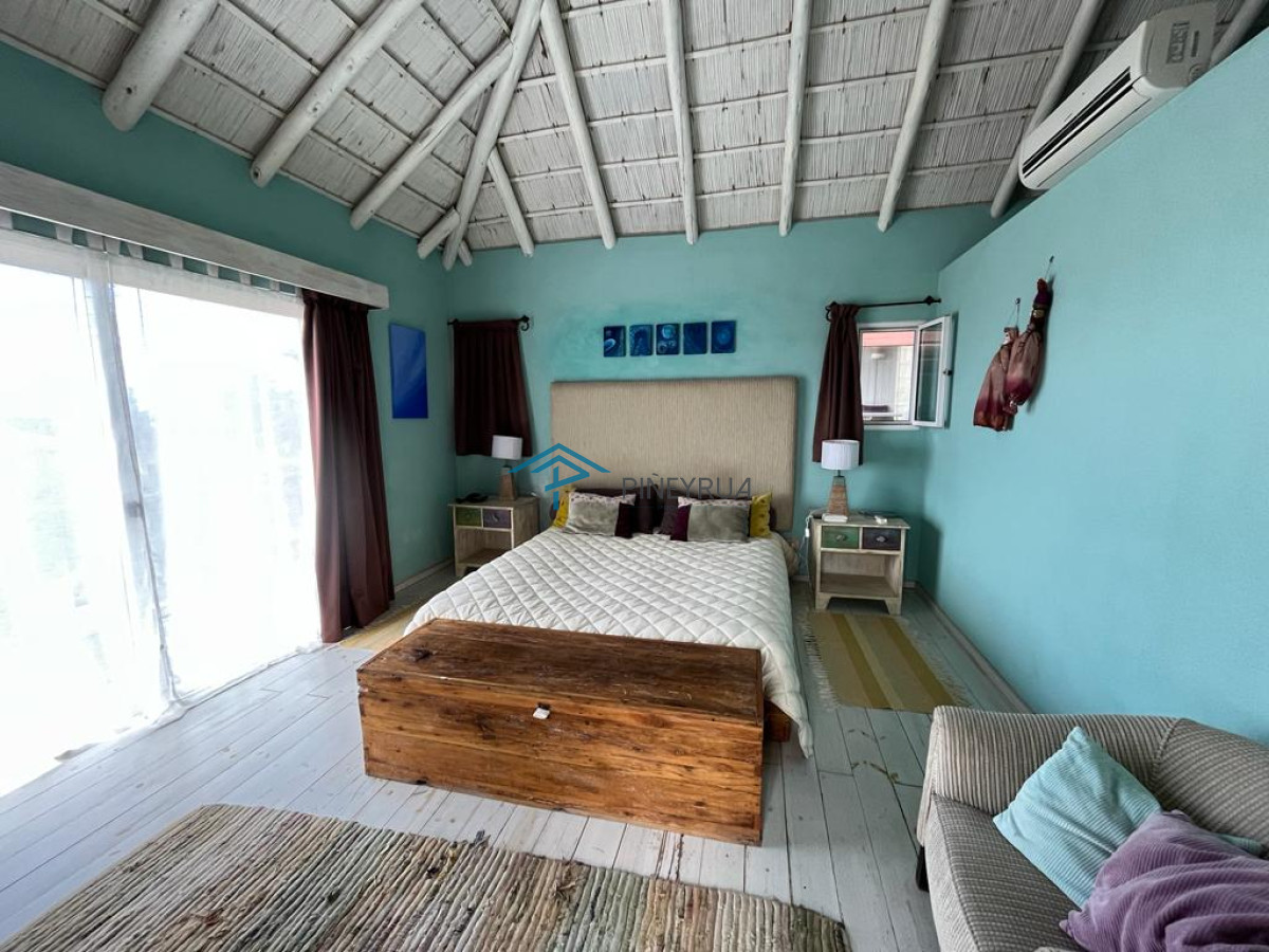 Casa ID.72 - DESTACADA PROPIEDAD EN VENTA EN MONTOYA 4 DORMITORIOS