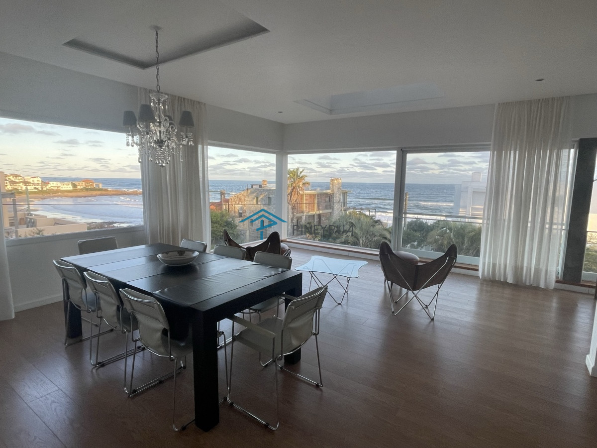 Casa ID.193 - EN VENTA EXCELENTE PROPIEDAD EN LA POSTA DEL CANGREJO 3 DORMITORIOS