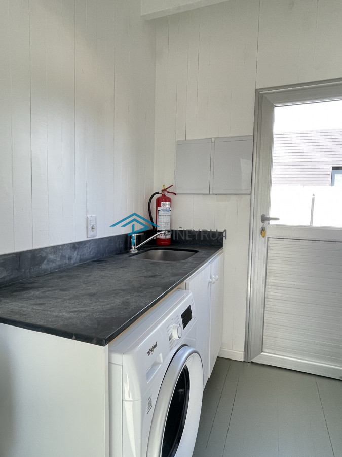 Casa ID.238 - EN VENTA, CASA A ESTRENAR EN BARRIO CERRADO EN JOSE IGNACIO 4 DORMITORIOS
