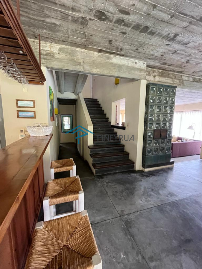 Casa ID.72 - DESTACADA PROPIEDAD EN VENTA EN MONTOYA 4 DORMITORIOS