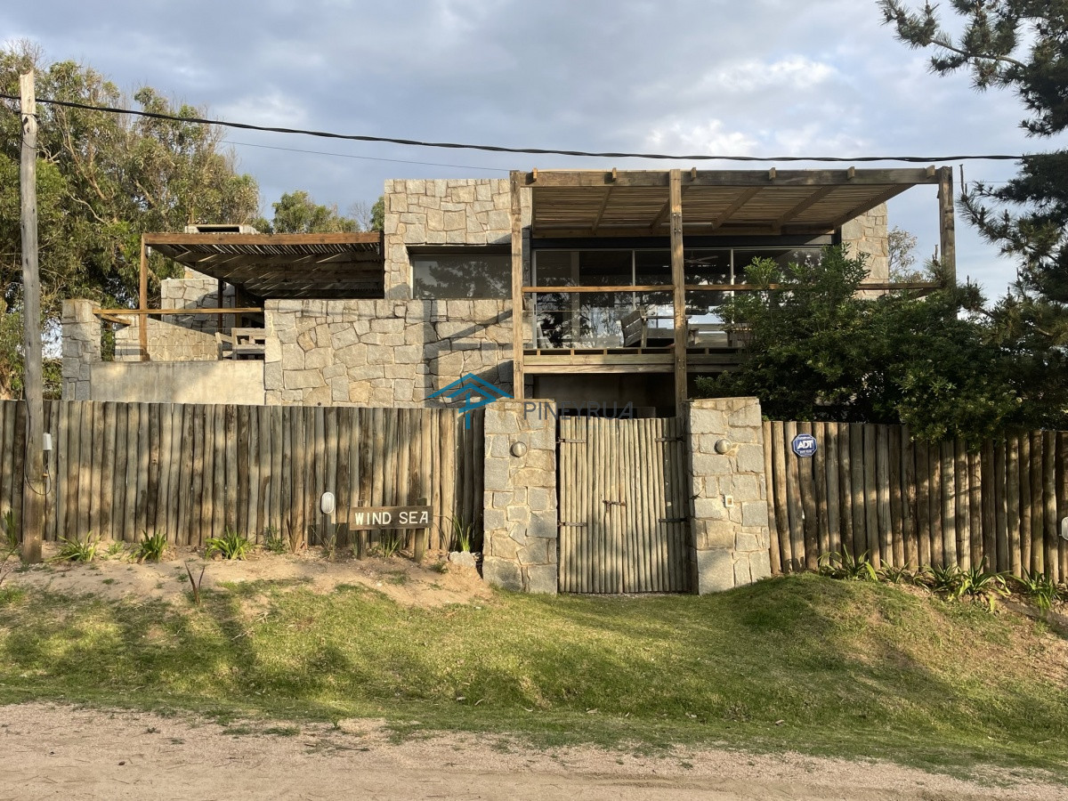 Casa ID.69 - CASA CON VISTA AL MAR EN VENTA EN EL CHORRO 4 DORMITORIOS