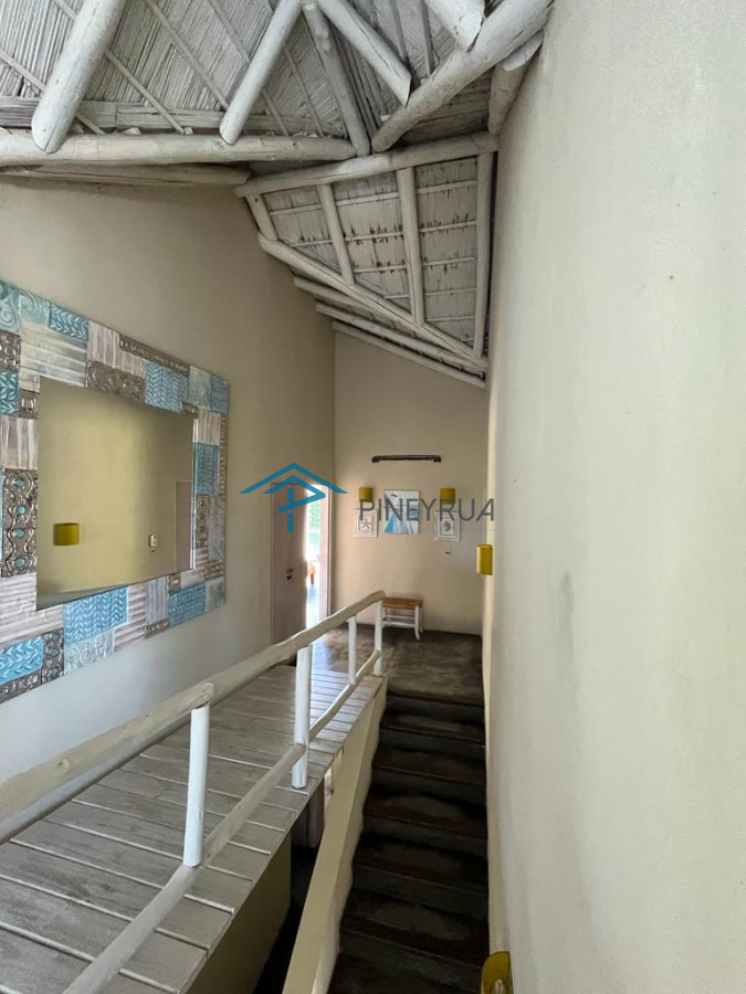 Casa ID.72 - DESTACADA PROPIEDAD EN VENTA EN MONTOYA 4 DORMITORIOS