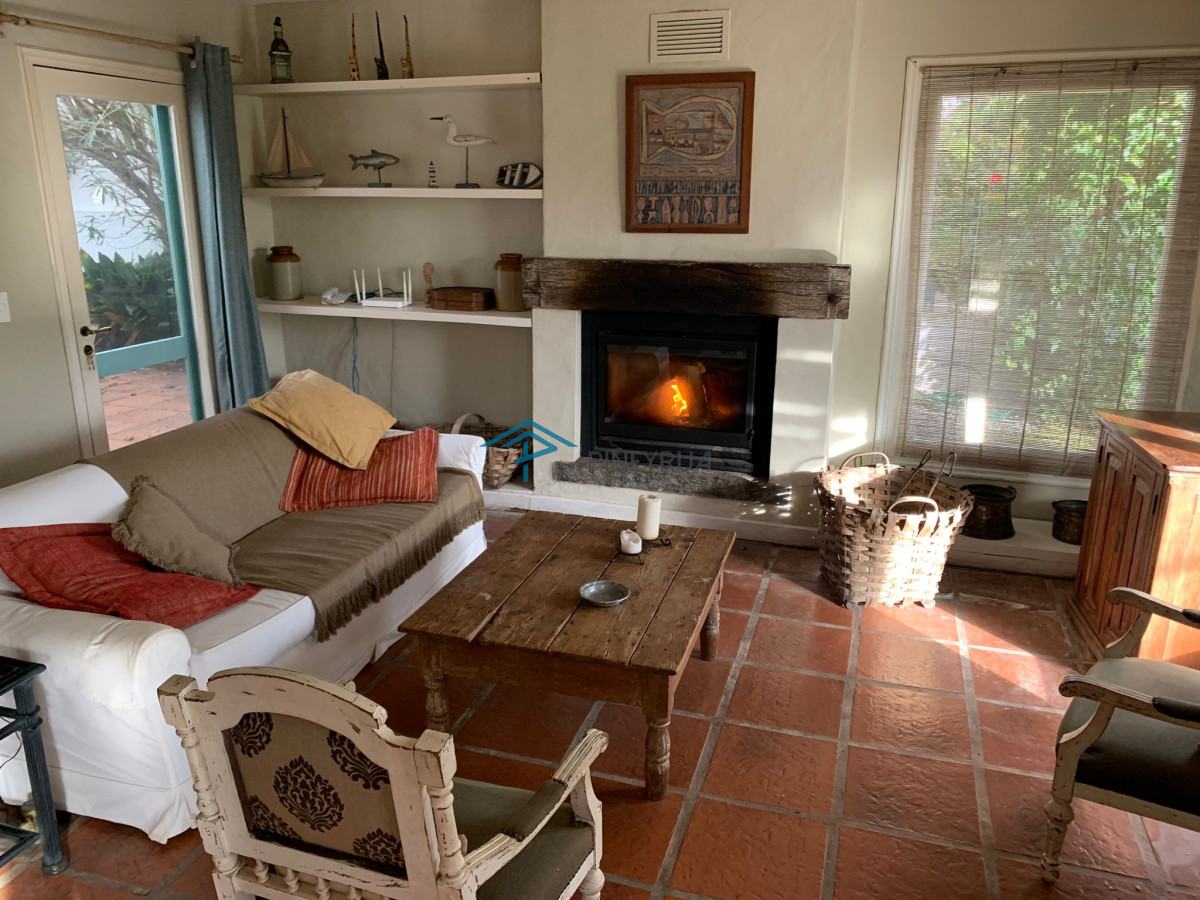Casa ID.111 - CASA EN VENTA EN LA BARRA ZONA LA POSTA DEL CANGREJO 3 DORMITORIOS
