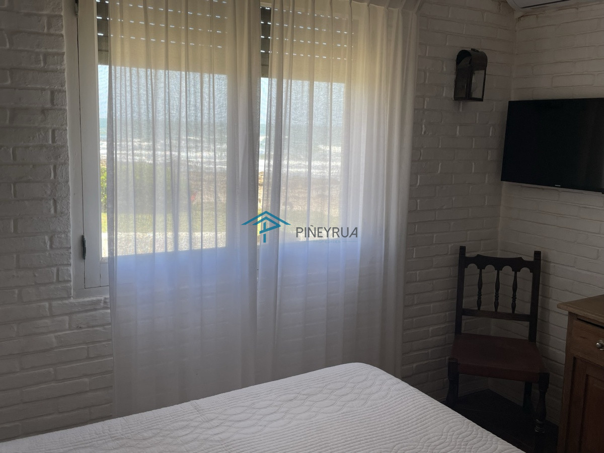 Casa ID.78 - CASA EN ALQUILER EN PRIMERA LINEA EN LA POSTA DEL CANGREJO 6 DORM.
