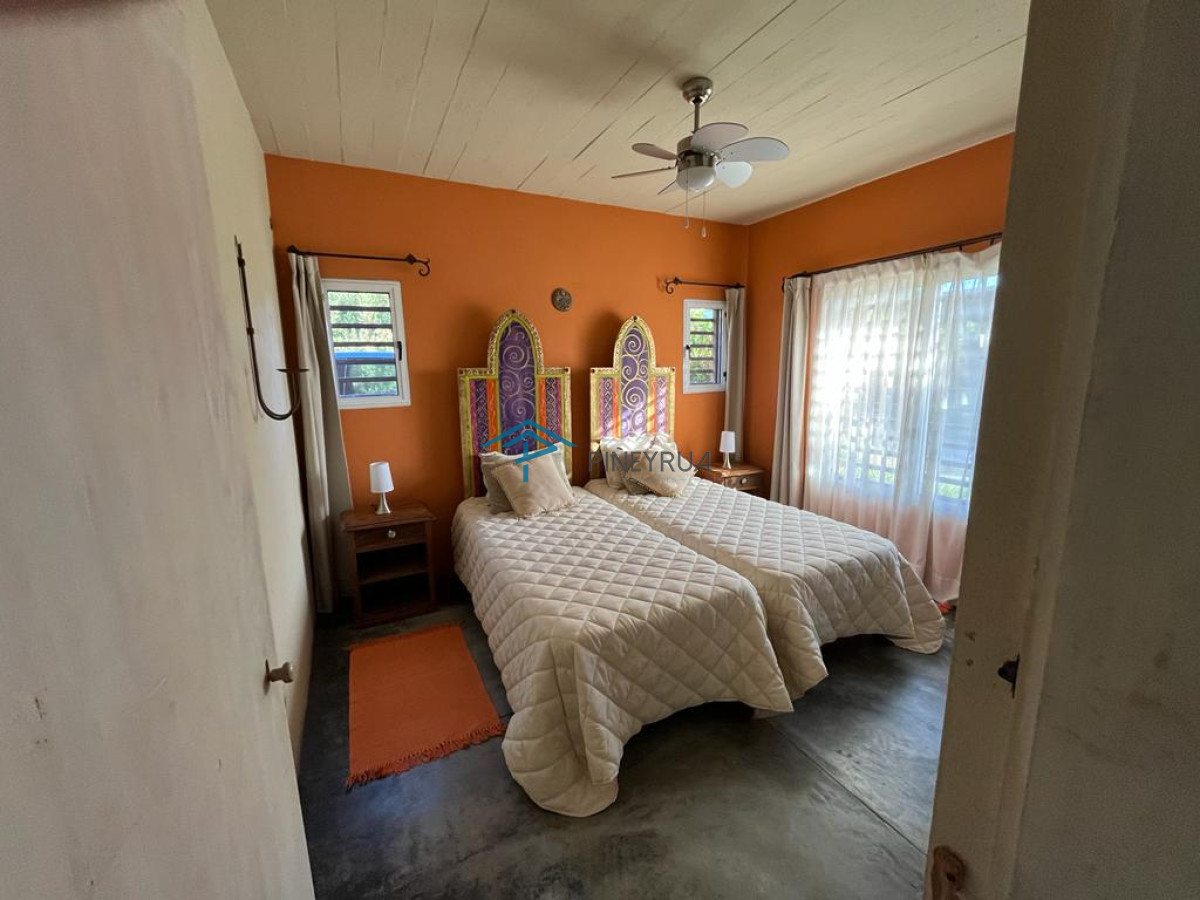 Casa ID.72 - DESTACADA PROPIEDAD EN VENTA EN MONTOYA 4 DORMITORIOS