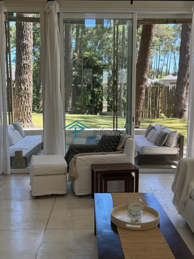 EXCELENTE PROPIEDAD EN ALQUILER EN LAGUNA BLANCA 4 DORMITORIOS