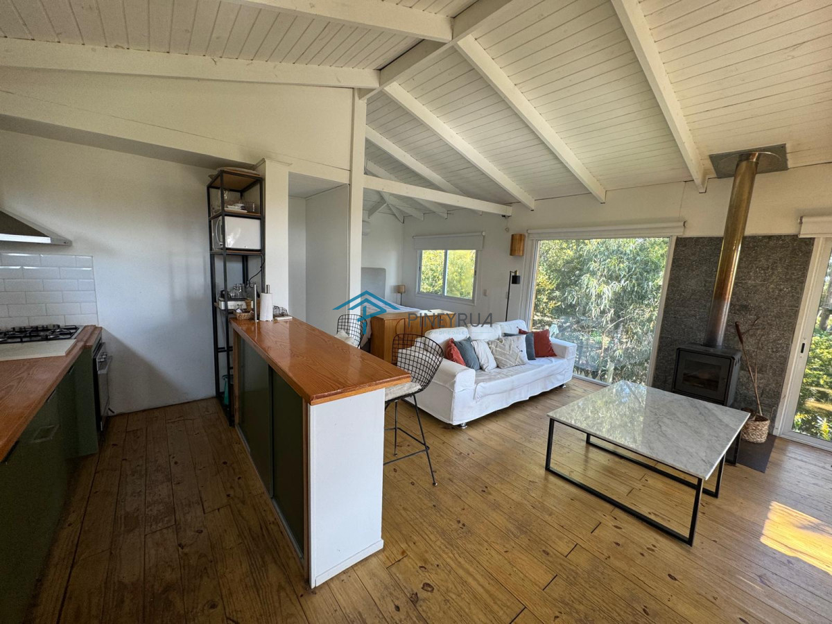 CASA EN VENTA EN SANTA MONICA CON VISTA A LAGUNA JOSE IGNACIO