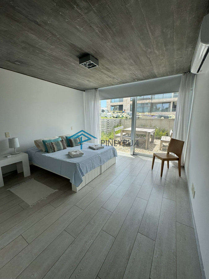 CASA EN VENTA EN LA BARRA A POCOS METROS DE LA PLAYA 5 DORMITORIOS
