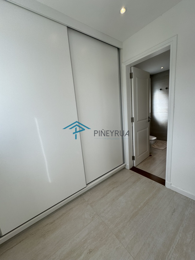 Casa a estrenar en La Barra, 3 dormitorios, piscina