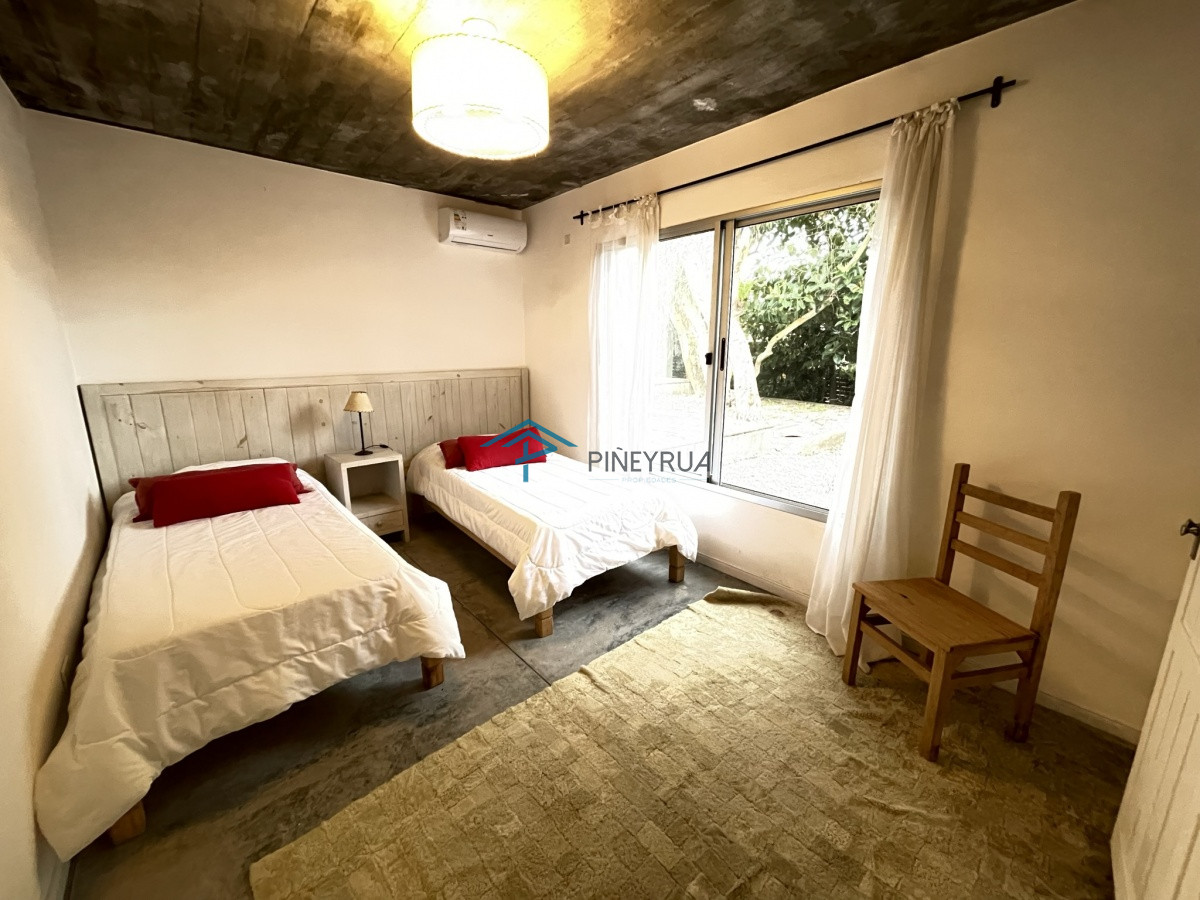 Casa ID.69 - CASA CON VISTA AL MAR EN VENTA EN EL CHORRO 4 DORMITORIOS