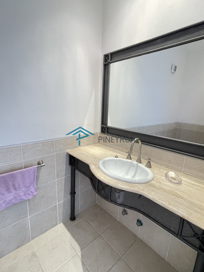 Casa ID.20 - ESPECTACULAR PROPIEDAD EN VENTA EN MONTOYA 5 DORMITORIOS