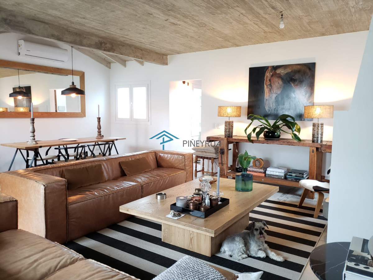 Casa ID.124 - CASA EN VENTA EN EL TESORO A PASOS DE LA RUTA 10 4 DORMITORIOS