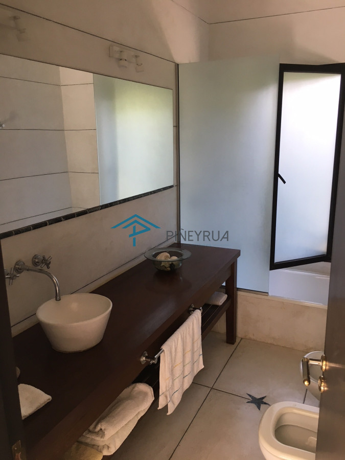 Casa ID.219 - Encantadora casa en Venta Laguna Blanca 3 dormitorios 