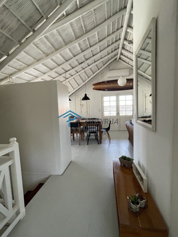 EN ALQUILER, CASA DE 4 DORMITORIOS A PASOS DE LA POSTA DEL CANGREJO ...