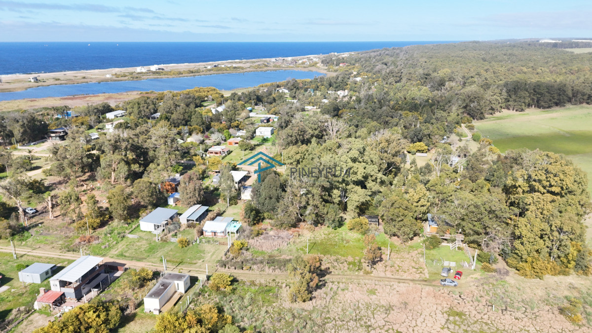 CASA EN VENTA EN SANTA MONICA CON VISTA A LAGUNA JOSE IGNACIO