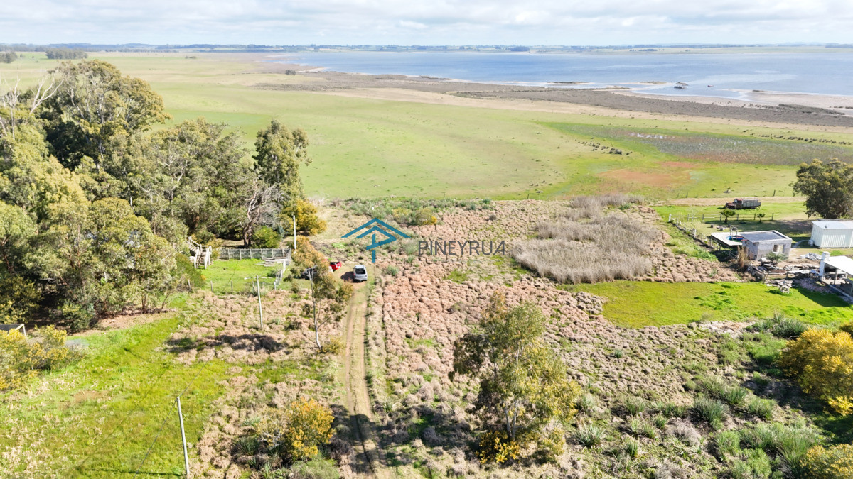 CASA EN VENTA EN SANTA MONICA CON VISTA A LAGUNA JOSE IGNACIO