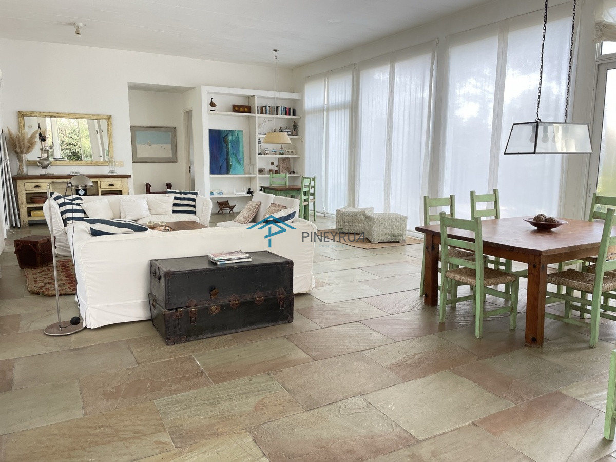 Casa ID.127 - CASA EN VENTA EN EL CLUB LAGUNA BLANCA 3 DORMITORIOS Y SERVICIO