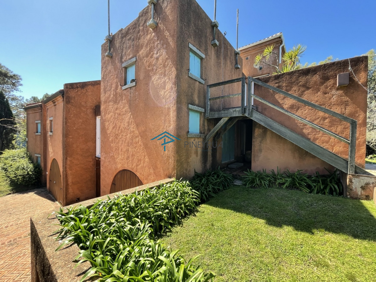 CASA EN ALQUILER TEMPORARIO EN MONTOYA, A POCAS CUADRAS DEL MAR