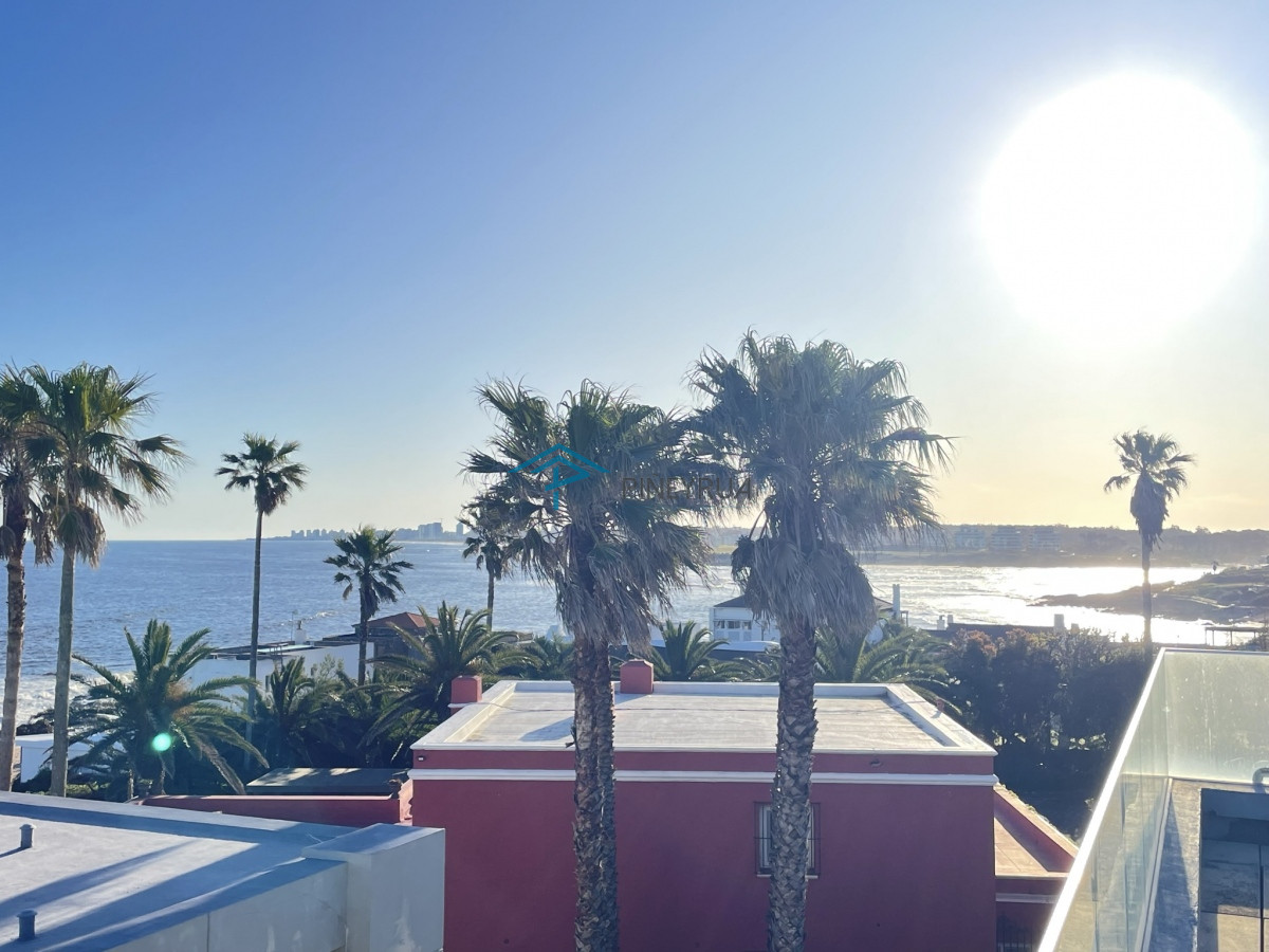 Casa ID.309 - CASA EN VENTA EN LA BARRA A POCOS METROS DE LA PLAYA 5 DORMITORIOS