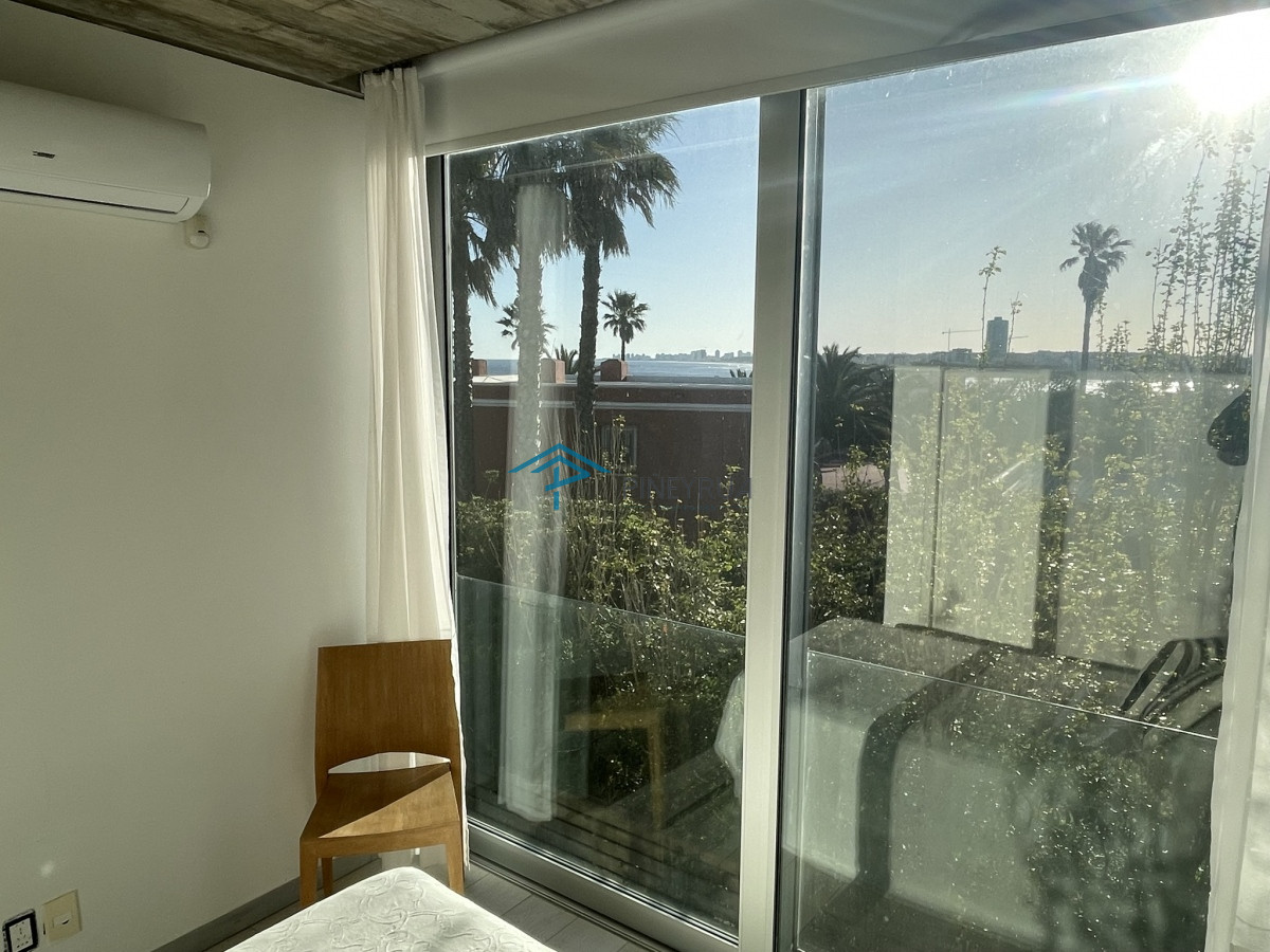 Casa ID.309 - CASA EN VENTA EN LA BARRA A POCOS METROS DE LA PLAYA 5 DORMITORIOS
