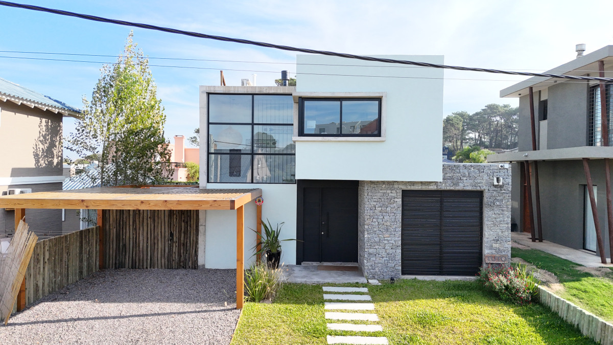 Tuto Casa en Montoya Venta