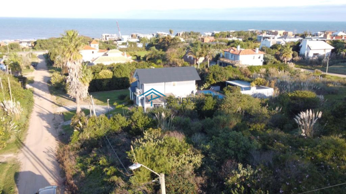 Terreno ID.56 - EN VENTA DOS LOTES EN ALTOS DE PUNTA PIEDRAS CON VISTAS AL MAR 