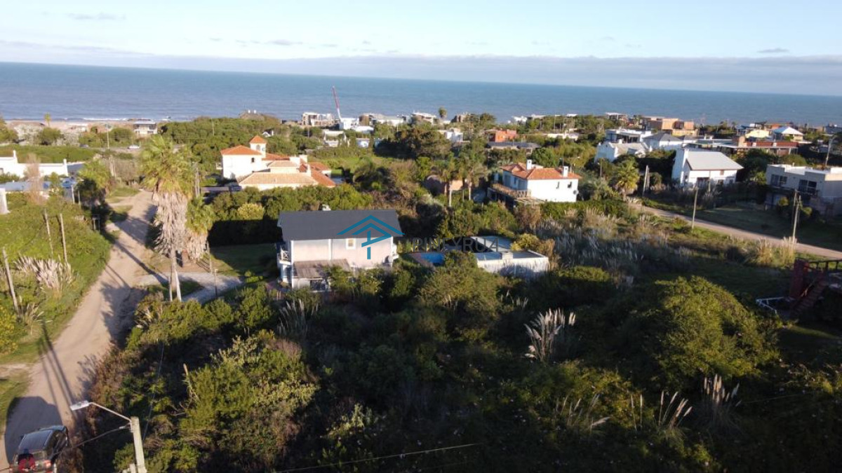 Terreno ID.56 - EN VENTA DOS LOTES EN ALTOS DE PUNTA PIEDRAS CON VISTAS AL MAR 