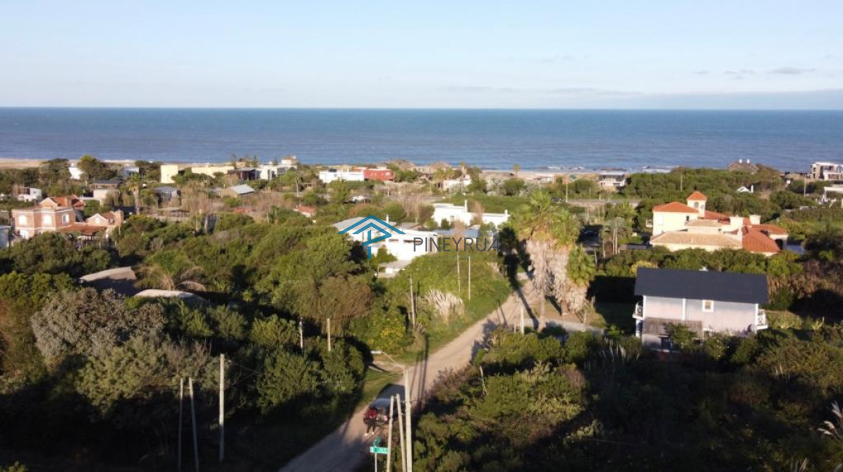 Terreno ID.56 - EN VENTA DOS LOTES EN ALTOS DE PUNTA PIEDRAS CON VISTAS AL MAR 