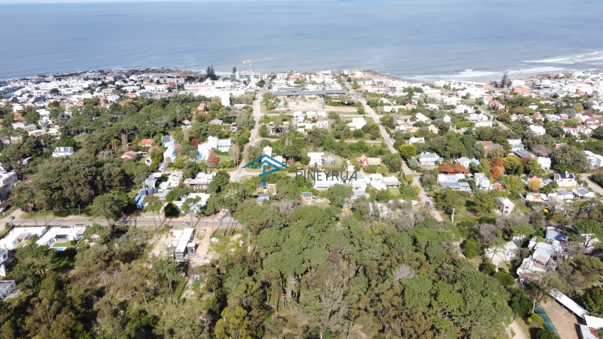 Terreno ID.370 - Excepcional  lote de 1200 m2 en La Barra, apto para propiedad horizontal