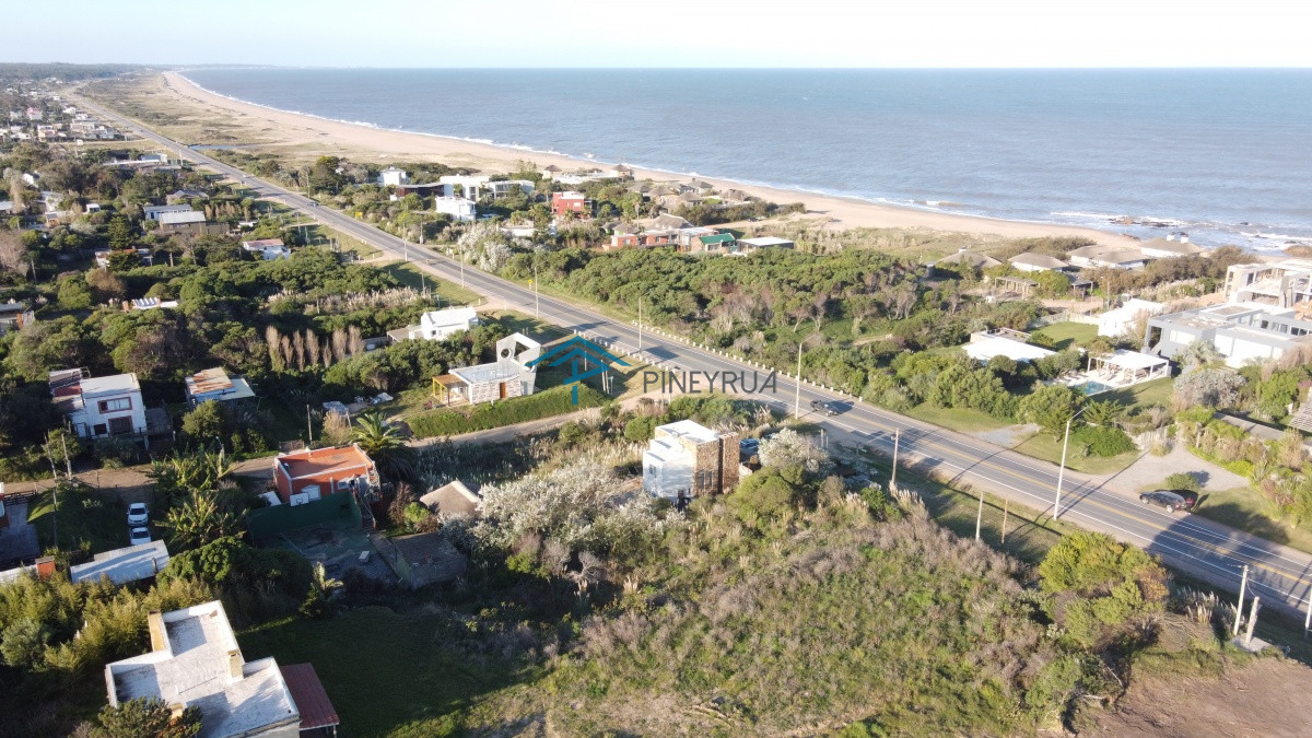 Terreno ID.112 - Lote en Altos de Punta Piedras sobre Ruta 10 a pocos metros del Mar