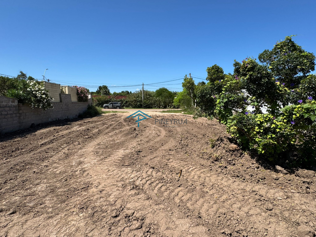 Lote en Balneario Buenos Aires sobre calle 38 a metros del mar.