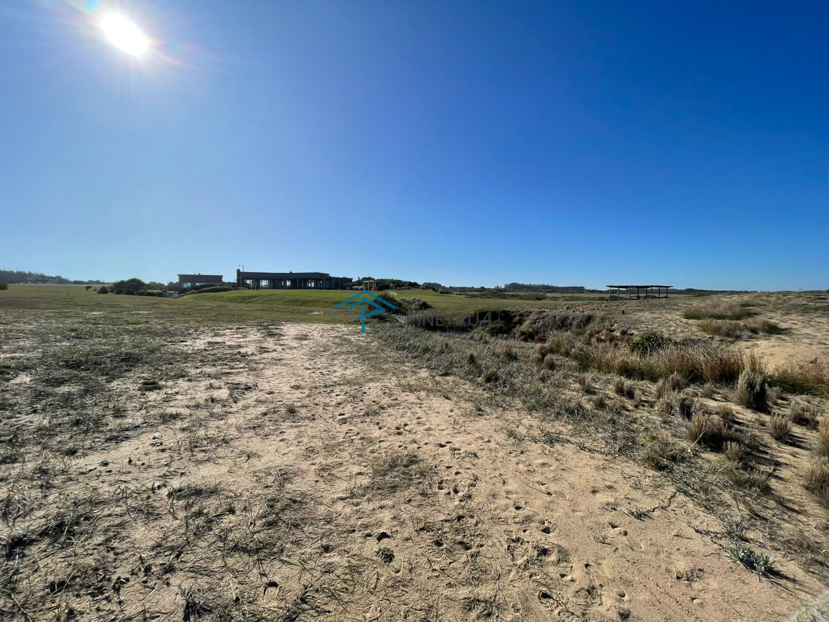 LOTE EN BARRIO PRIVADO LAS GARZAS