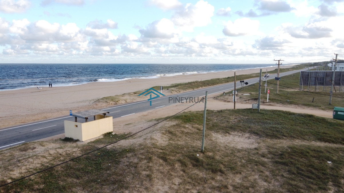 Primera Linea al Mar En Santa Monica José Ignacio
