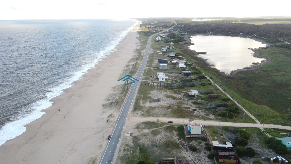 Primera Linea al Mar En Santa Monica José Ignacio