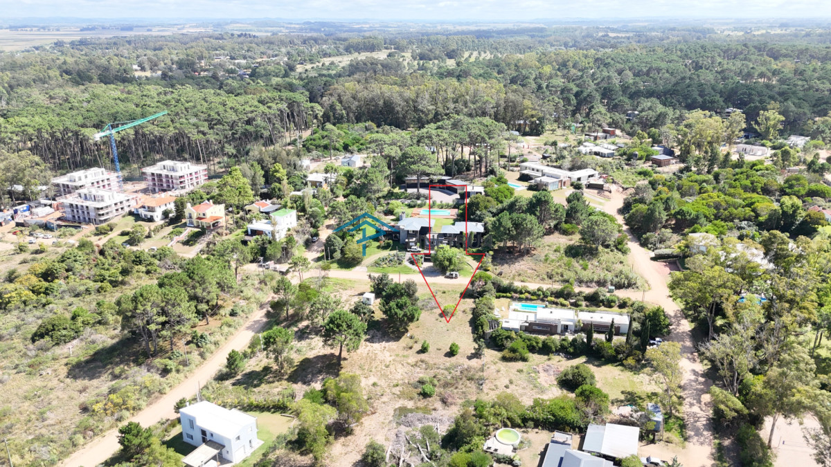 Lote en La Barra de 1013m2