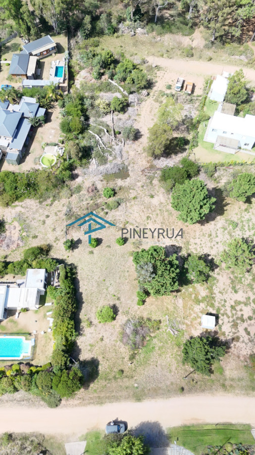 Lote en La Barra de 1013m2