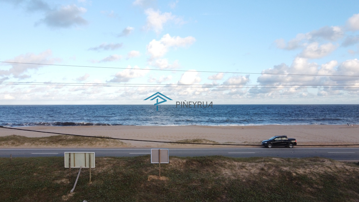 Primera Linea al Mar En Santa Monica José Ignacio
