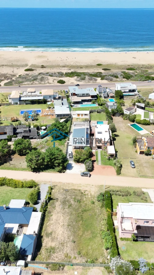 Terreno en Montoya a pasos del Mar 