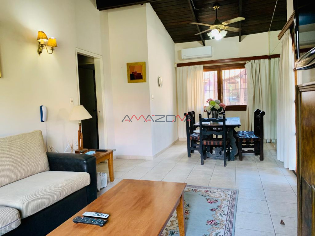 Casa ID.5666 -  Casa a Pasos del Mar  3 dormitorios y 2 baños