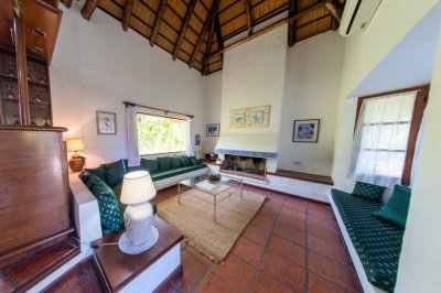 Venta Casa Quincho Pinares Punta del Este - Ref : EQP7474