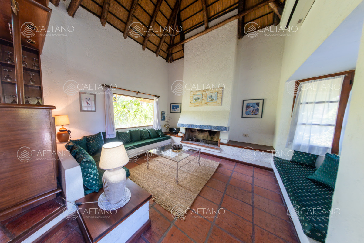 Camino a la Laguna - GoPunta - Portal Inmobiliario de Punta del Este - Maldonado